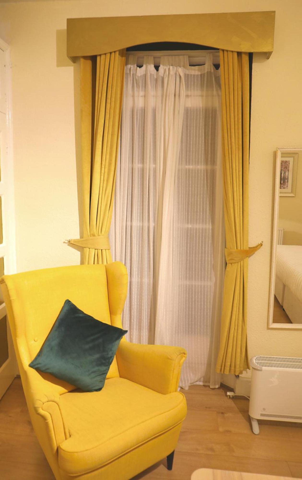 Central London Chinatown 1 Bedroom 1 Bathroom Flat Exterior photo